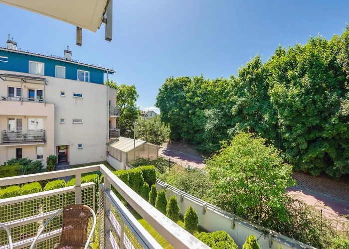 Maria Ludwika, Sun & Snow